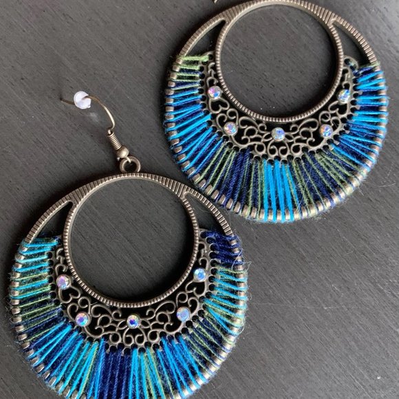 'Vintage' Gold Boho Blue Green Thread Rhinestone Round Filigree Dangle Earrings - Picture 4 of 5